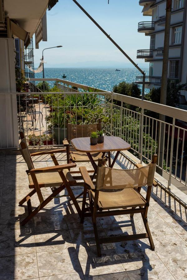 Houseloft Downtown Sea View Apartment