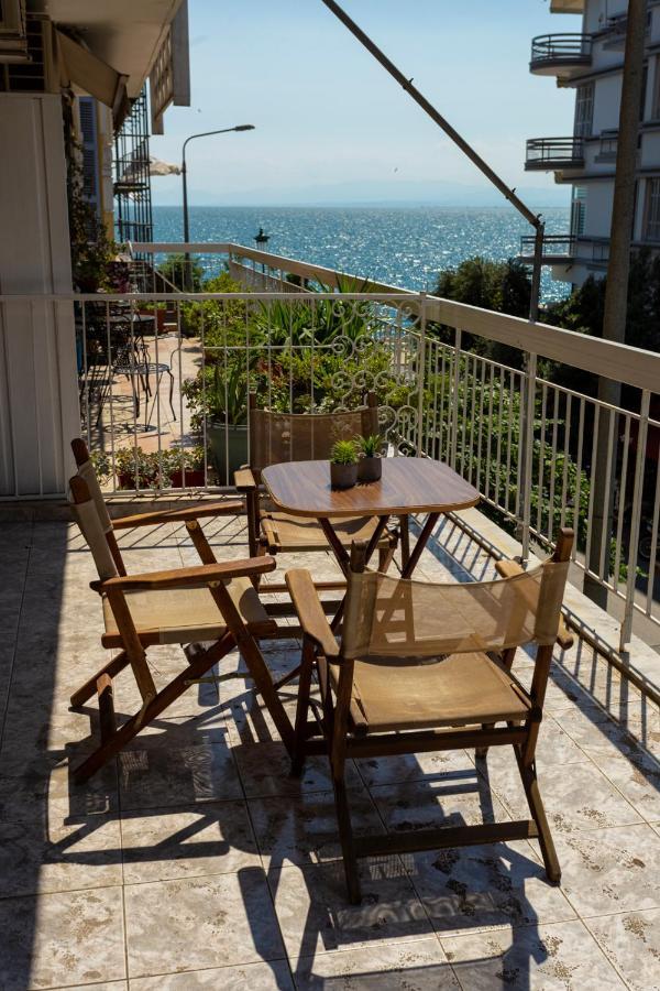 Houseloft Downtown Sea View Apartment Thessaloniki
